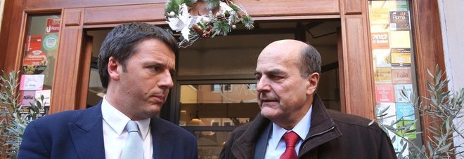 Bersani a Renzi: fermati, prima il Paese poi il partito Bersani a Renzi: fermati, prima il Paese poi il partito