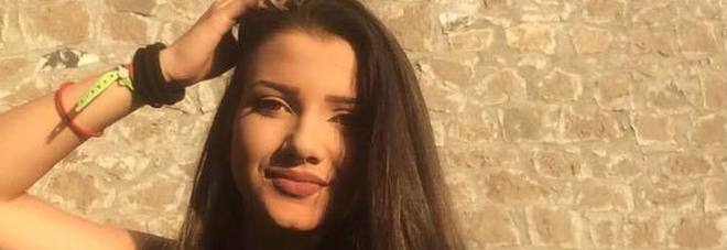 In ospedale per un malore viene dimessa: Aurora torna a casa e muore a 17 anni. Inchiesta per omicidio colposo