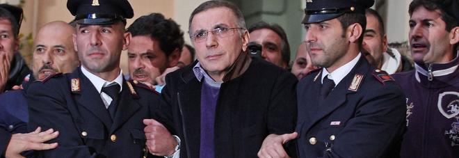 Delitto Nuvoletta, Iovine smentito:
assolto il boss Zagaria Delitto Nuvoletta, Iovine smentito:
assolto il boss Zagaria