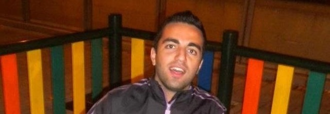 Roberto fu ucciso
per uno scambio ​di persona?
Riaperto il caso Straccia