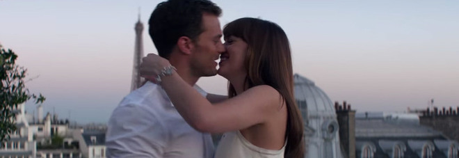 Jamie Dornan e Dakota Johnson in 50 sfumature di rosso