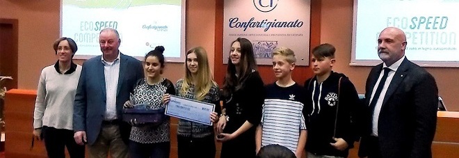 Gli studenti della media Ciscato di Malo, vincitori di "Ecospeed"