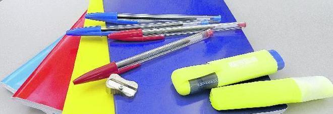 Bimbo povero manda poesia alla casa di riposo: avrà i soldi per gomme e matite Bimbo povero manda poesia alla casa di riposo: avrà i soldi per gomme e matite
