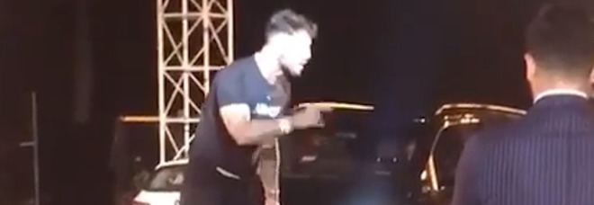 Fabrizio Corona e Ilary Blasi,
la lite al Gf Vip senza censura:
«Quando avevi 16 anni...»
