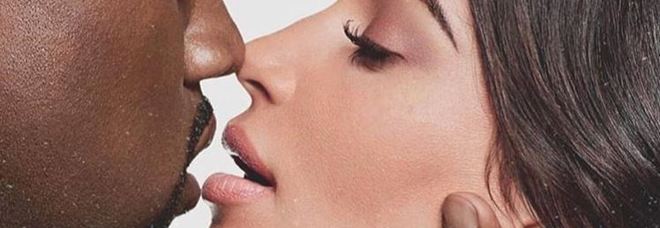 Kim Kardashian e Kanye West nella nuova campagna Benetton? Toscani posta la foto, poi la cancella