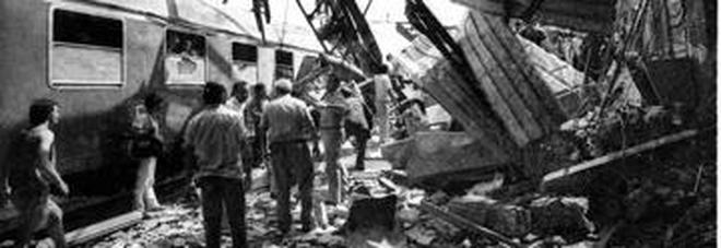 La strage alla stazione di Bologna La strage alla stazione di Bologna