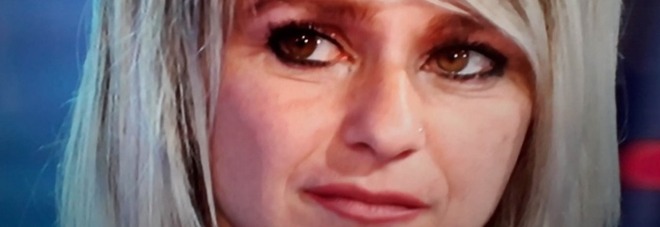 Pamela Mastropietro, la mamma alla Vita in Diretta: «Ho trovato una piuma, mi manda segni ogni giorno». Cuccarini commossa