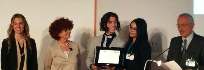 Un momento della premiazione Un momento della premiazione