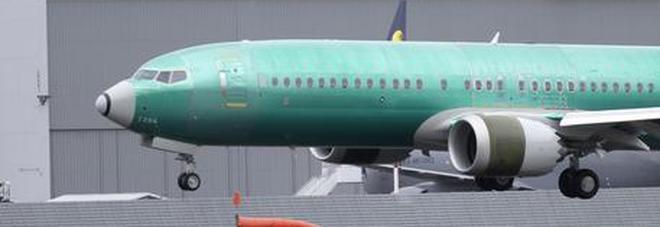 Boeing cancella il Natale: niente bonus per le feste ai dipendenti dopo gli incidenti al 737 Max