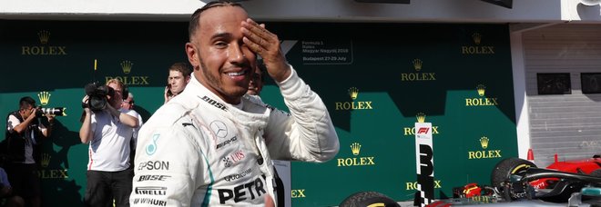 Hamilton ammette: «Quest'anno la Ferrari è più veloce di noi»