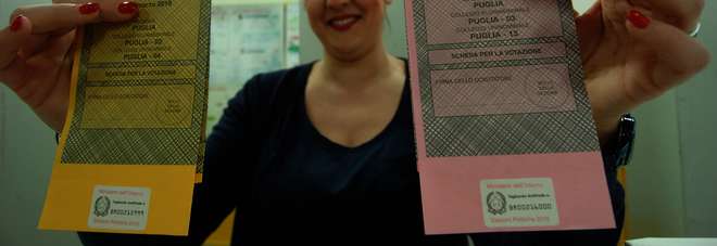 Come si vota: gialla al Senato, rosa alla Camera. Seggi aperti dalle 7 alle 23 Come si vota: gialla al Senato, rosa alla Camera. Seggi aperti dalle 7 alle 23