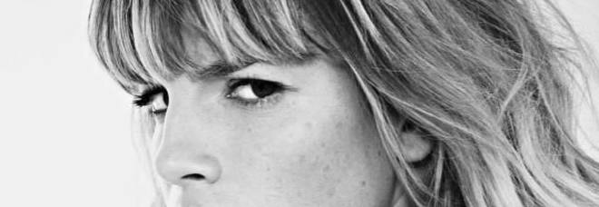 Emma Marrone e la foto con la frangetta, Federica Pellegrini commenta e fa una piccola gaffe Emma Marrone e la foto con la frangetta, Federica Pellegrini commenta e fa una piccola gaffe