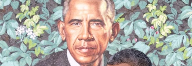 Usa, svelati i ritratti di Barack e Michelle Obama. L'ex presidente: «Avevo chiesto meno capelli bianchi»