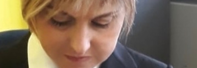 Nadia Toffa torna Iena: «Rieccomi con parrucca spettinata, nuove inchieste in arrivo»
