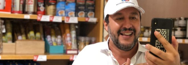 Migranti, Salvini: accordo di Malta una fregatura, Conte riapre i porti Migranti, Salvini: accordo di Malta una fregatura, Conte riapre i porti