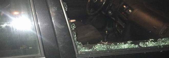 Topi d'auto scatenati all'ora di cena Raid nel park del supermercato Topi d'auto scatenati all'ora di cena Raid nel park del supermercato