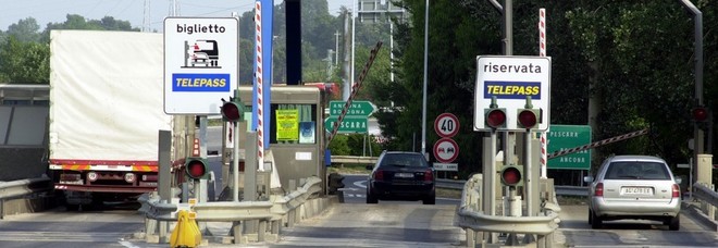 Incidente sull'A14
con quattro feriti
Due bambini sono gravi