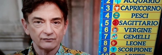 Oroscopo di Paolo Fox, la classifica della settimana di Natale. Cancro umore ballerino e Scorpione geloso. Toro al top