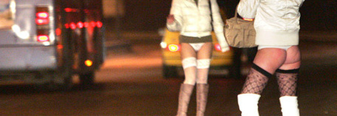 Si innamora di una prostituta, lei gli estorce 20mila euro. «Come me ci cascano in tanti» Si innamora di una prostituta, lei gli estorce 20mila euro. «Come me ci cascano in tanti»