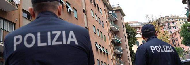 Lascia la polizia e si trasferisce in Norvegia: «Prendo tremila euro al mese, in Italia non torno» Lascia la polizia e si trasferisce in Norvegia: «Prendo tremila euro al mese, in Italia non torno»