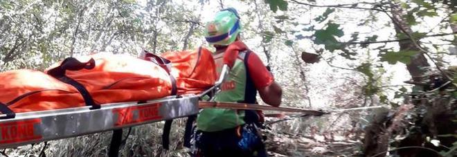 Cacciatore spara al figlio
di 18 anni scambiandolo
per un cervo e lo uccide