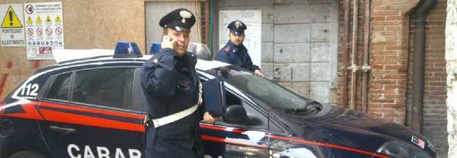 Un equipaggio del radiomobile dei carabinieri di Foligno Un equipaggio del radiomobile dei carabinieri di Foligno