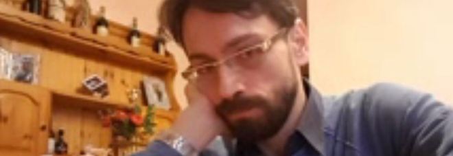 Claudio, untore dell'Hiv: 200 rapporti non protetti in nove anni. Appello della polizia alle partner Claudio, untore dell'Hiv: 200 rapporti non protetti in nove anni. Appello della polizia alle partner