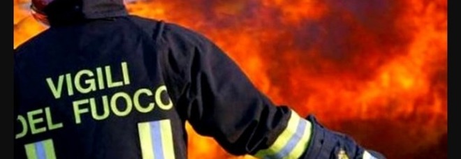 Fuga di gas, esplosione nella villetta al mare: feriti due coniugi Fuga di gas, esplosione nella villetta al mare: feriti due coniugi