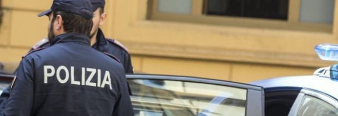 Roma, si masturba davanti alle bimbe vicino scuola: maniaco rischia il linciaggio