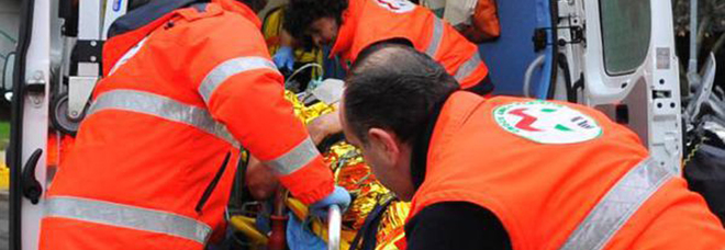 Cade da un'impalcatura
alta 6 metri: un uomo
in condizioni molto serie