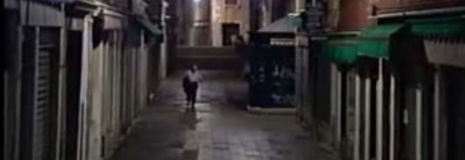 Catturato il fantasma di Venezia: 30 anni, kosovaro e aveva una lama di 10 centimetri in tasca. Già libero