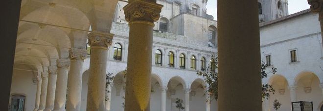 L'Unisalento ha un nuovo direttore generale: è Emanuele Fidora L'Unisalento ha un nuovo direttore generale: è Emanuele Fidora