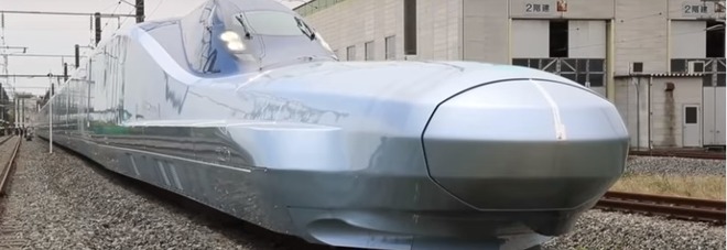 Il Giappone presenta il suo super treno, arriverà a 400 km/h Il Giappone presenta il suo super treno, arriverà a 400 km/h