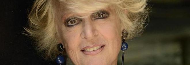 Loretta Goggi insieme
alla sorella per l'Alzheimer:
«Nostra madre si ammalò»