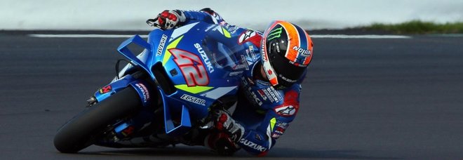 A Silverstone Rins beffa Marquez sul traguardo. Dovizioso «sta bene» ma è in ospedale per controlli
