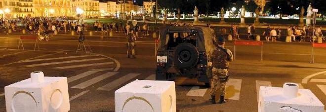 Fuochi di Ferragosto in Prato: 150 agenti e blocchi di cemento Fuochi di Ferragosto in Prato: 150 agenti e blocchi di cemento