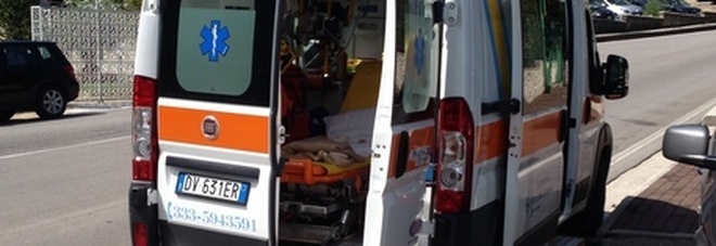 «Aiutatemi, ho preso il veleno», si pente e chiama il 112 ma è troppo tardi: morto 19enne