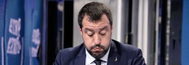 Salvini, overdose in tv e ora perde le sfide dell’audience