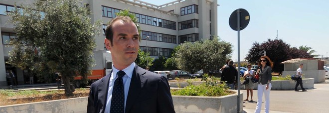 Escort, la difesa: «Lavitola non pagò Giampi per mentire» Escort, la difesa: «Lavitola non pagò Giampi per mentire»