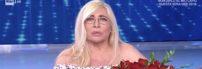 Mara Venier, il discorso dell'ultima puntata e la frecciatina: «Chi mi ha fatto del male...»