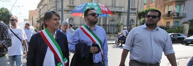 Il fronte no Tap fa quadrato: «La salute dei salentini
non si scambia con i ristori» Il fronte no Tap fa quadrato: «La salute dei salentini
non si scambia con i ristori»