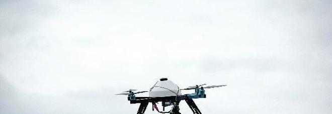 Spia l'amata con il drone, chiesta la sbarra Spia l'amata con il drone, chiesta la sbarra