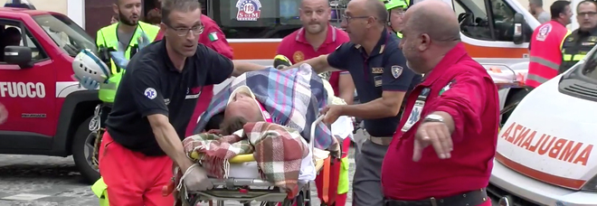 Cosenza, la foto della bambina di 9 anni salvata dalla piena del Raganello Cosenza, la foto della bambina di 9 anni salvata dalla piena del Raganello