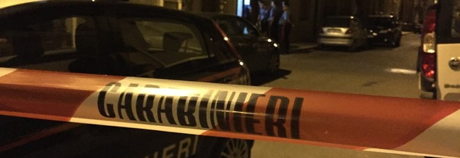 I carabinieri nella casa del delitto I carabinieri nella casa del delitto