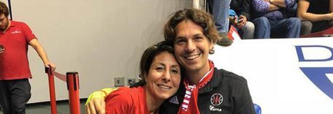 Crollo ponte Morandi: Federico e Rita all'esordio di Alma basket Crollo ponte Morandi: Federico e Rita all'esordio di Alma basket