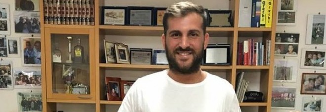 Giù i pantaloncini e genitali ai tifosi:
a Pozzuoli scoppia il caso Iaccarino