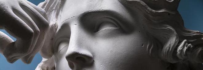 La statua di una donna dell'antica Roma (ansa)
