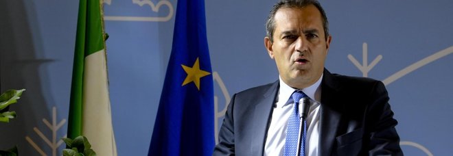 Il sindaco di Napoli Luigi de Magistris Il sindaco di Napoli Luigi de Magistris