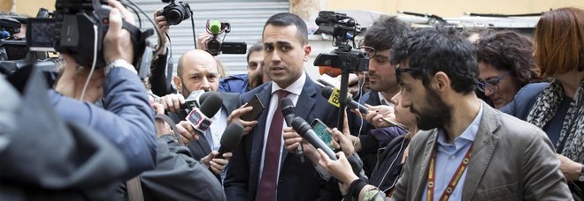 Di Maio: «Se serve io e Salvini pronti a stare fuori dal governo» Di Maio: «Se serve io e Salvini pronti a stare fuori dal governo»