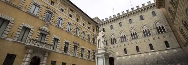 Milano, 13 gradi in aula, processo Mps rinviato per freddo Milano, 13 gradi in aula, processo Mps rinviato per freddo